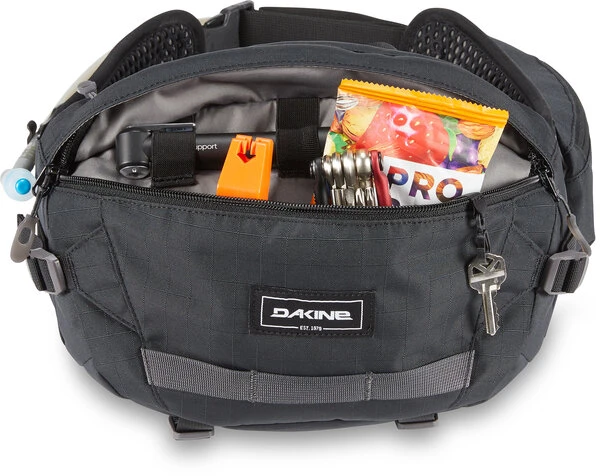Dakine Hot Laps 5L Bike Waist Bag 17 Dakine Hot Laps 5L Bike Waist Bag - Image 15